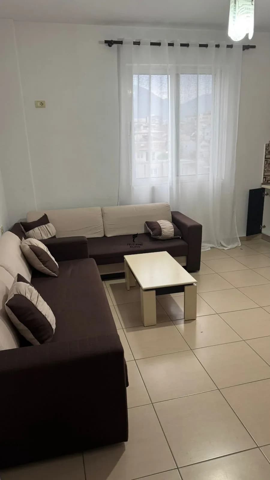 APARTAMENT ME QERA 1+1 RRUGA 5 MAJI 450 EURO