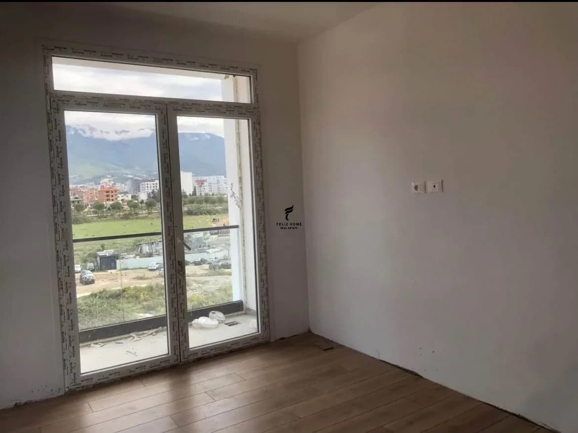 SHITET APARTAMENT 1+1 BULEVARDI I RI 132.000 EURO 3