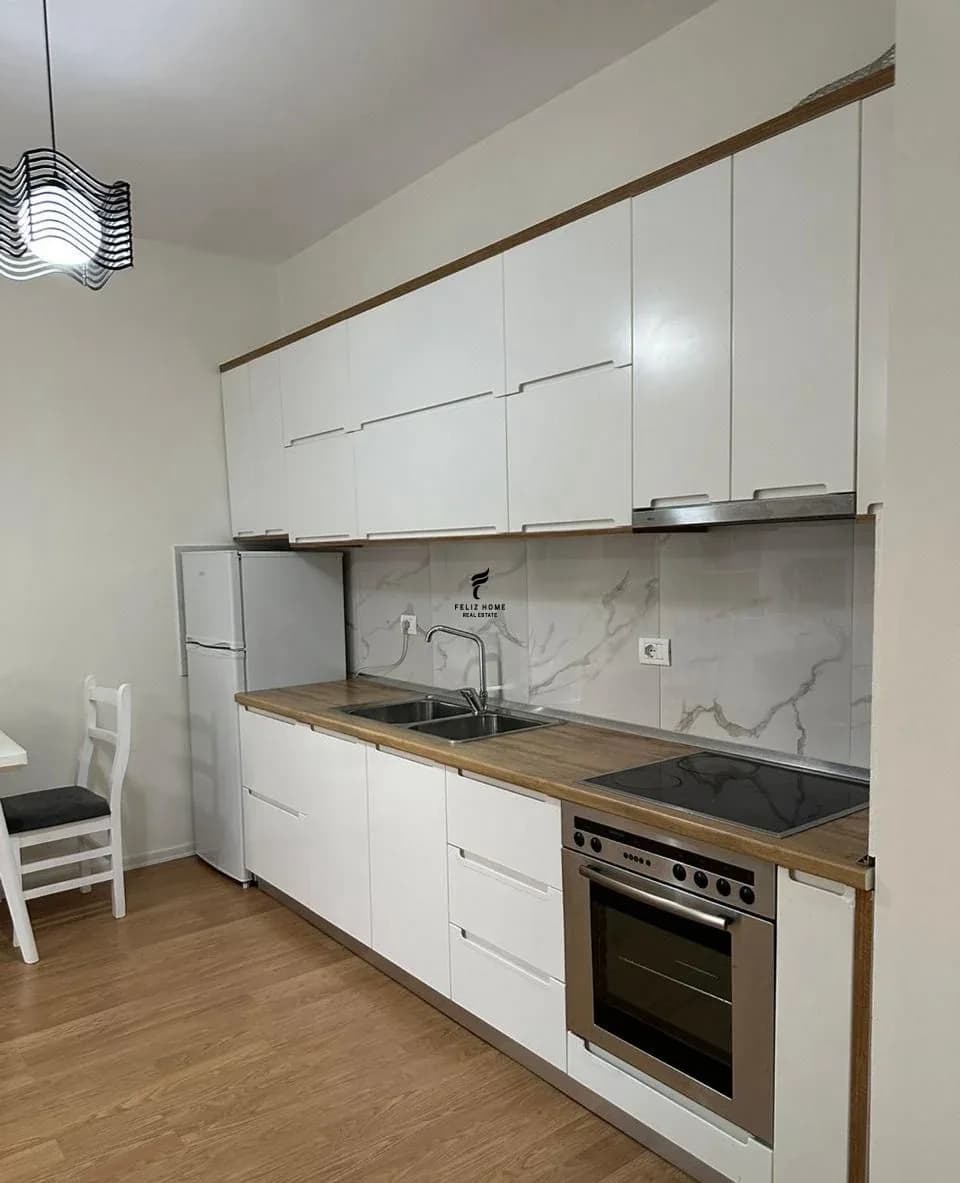 APARTAMENT ME QERA 1+1 BRRYL 50.000 LEKE 2