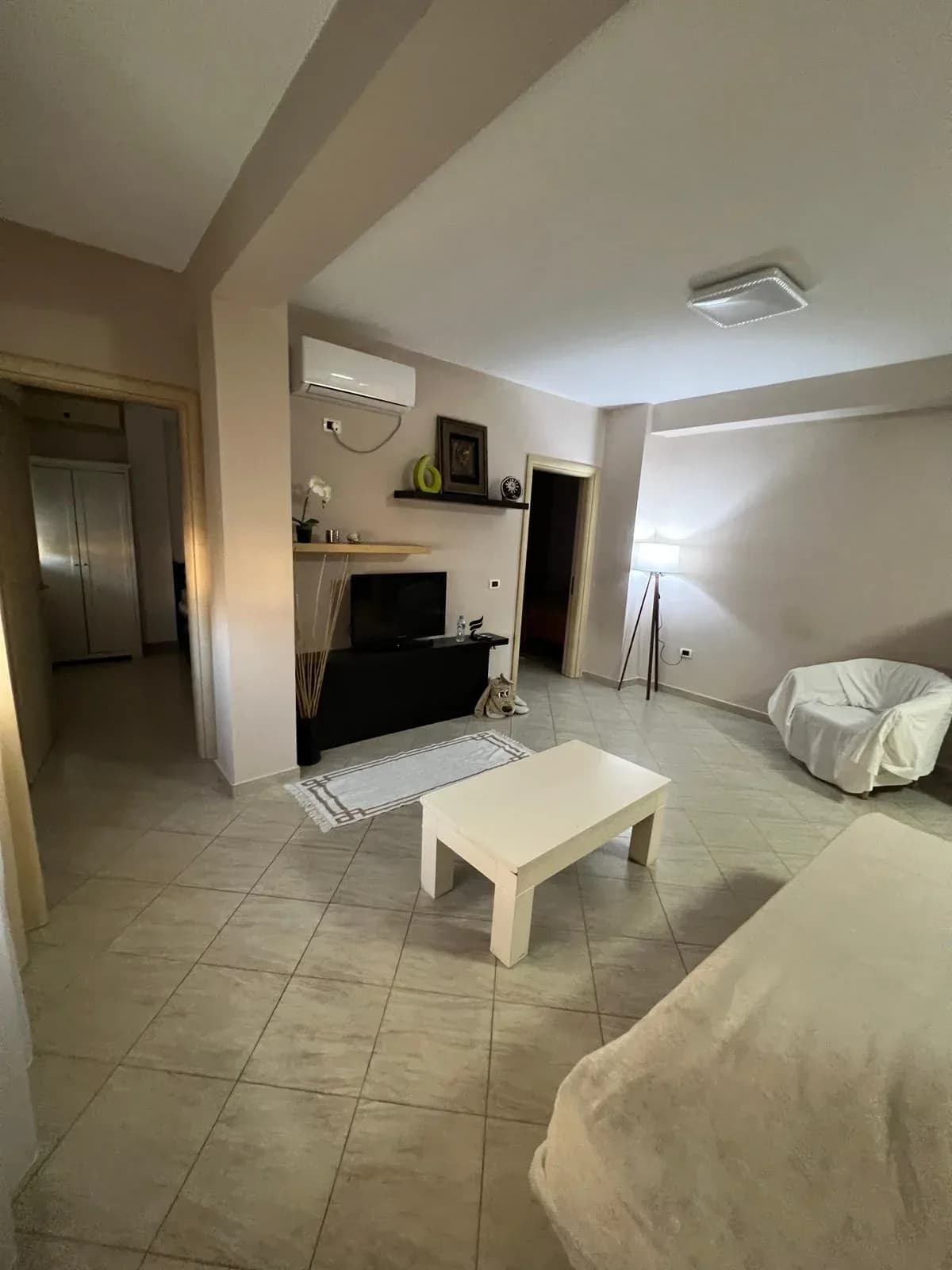 APARTAMENT ME QERA 2+1 SHESHI WILLSON 75.000 LEKE