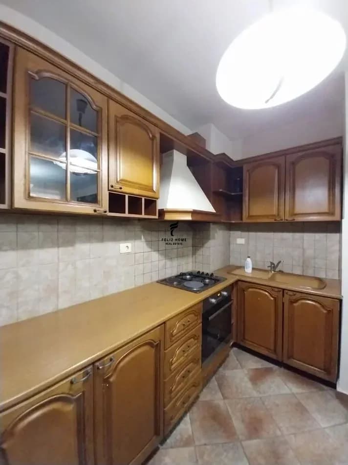 APARTAMENT ME QERA 1+1 KOMUNA E PARISIT 55.000 LEKE 3