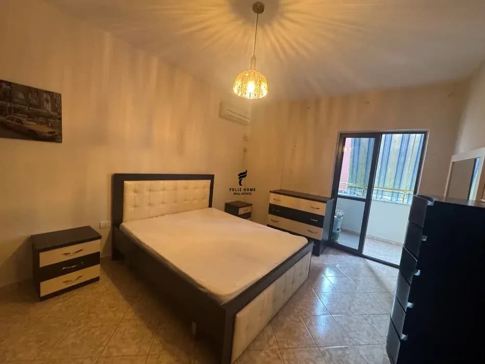 APARTAMENT ME QERA 1+1 21 DHJETORI 650 EURO 4