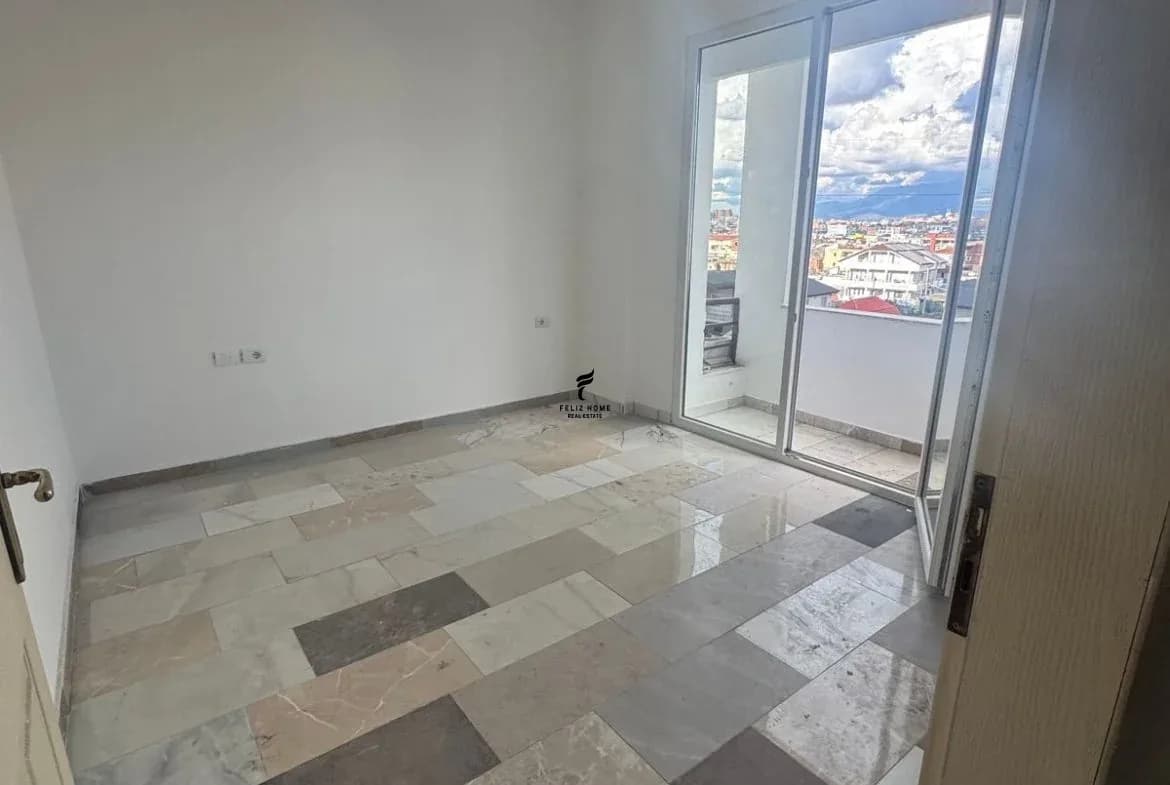 SHITET APARTAMENT 2+1+2 KAMEZ 144.000 EURO 2