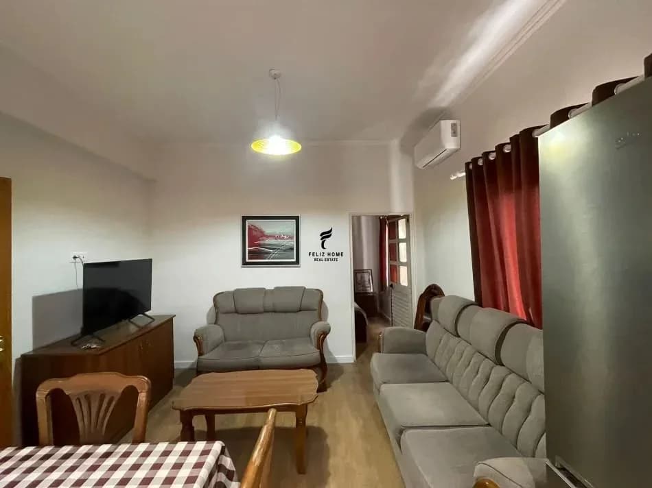 APARTAMENT ME QERA 1+1 SELITE 40.000 LEKE 2