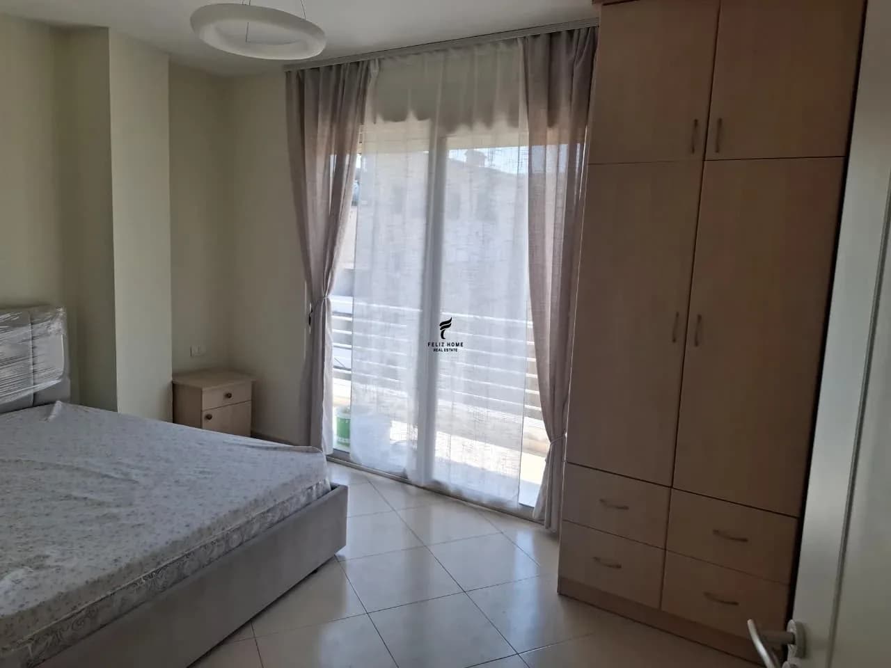 APARTAMENT ME QERA 1+1 ISH TREGU ELEKTRIK 50.000 LEKE 3