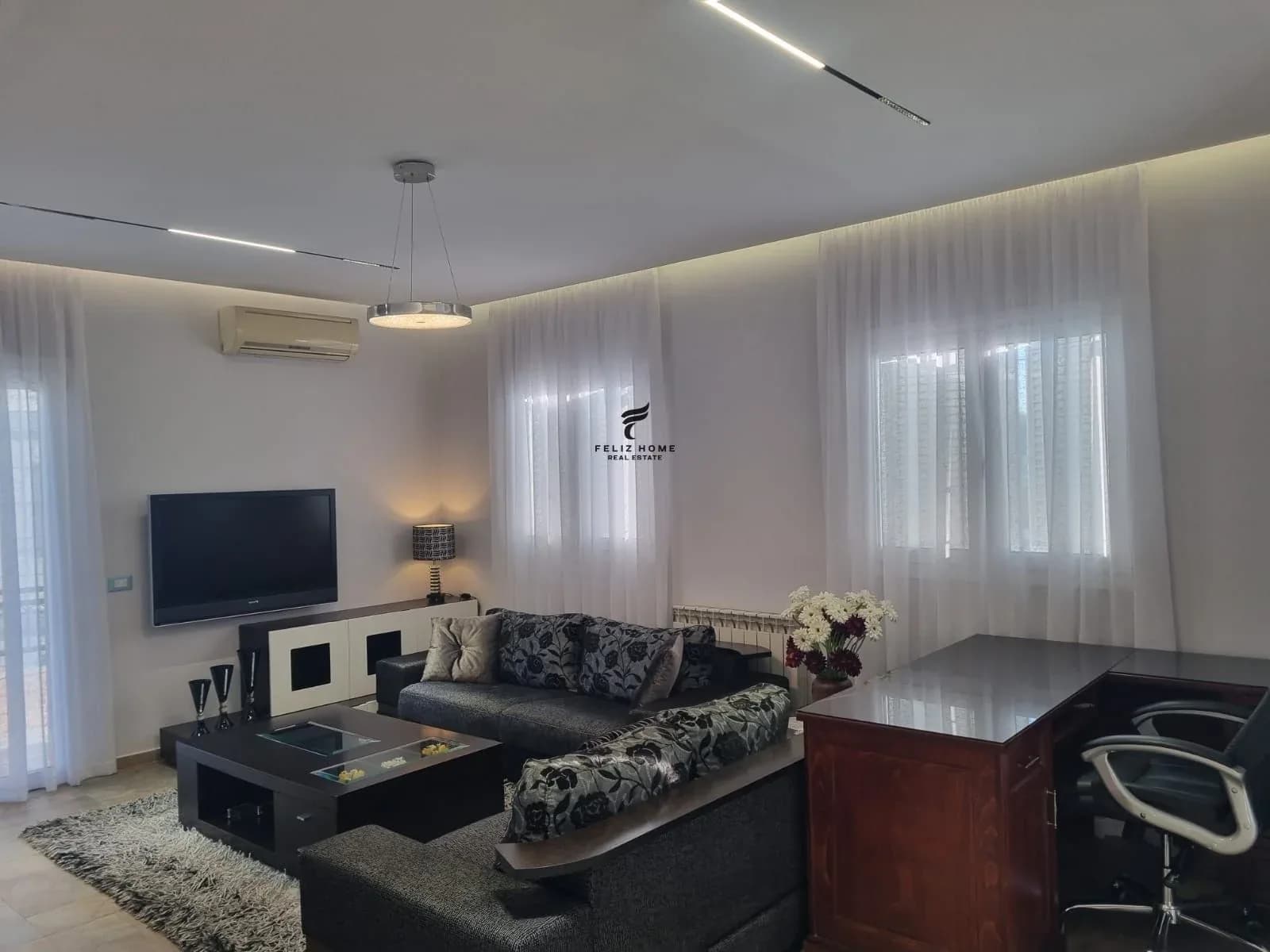 APARTAMENT ME QERA 1+1 SAUK 600 EURO