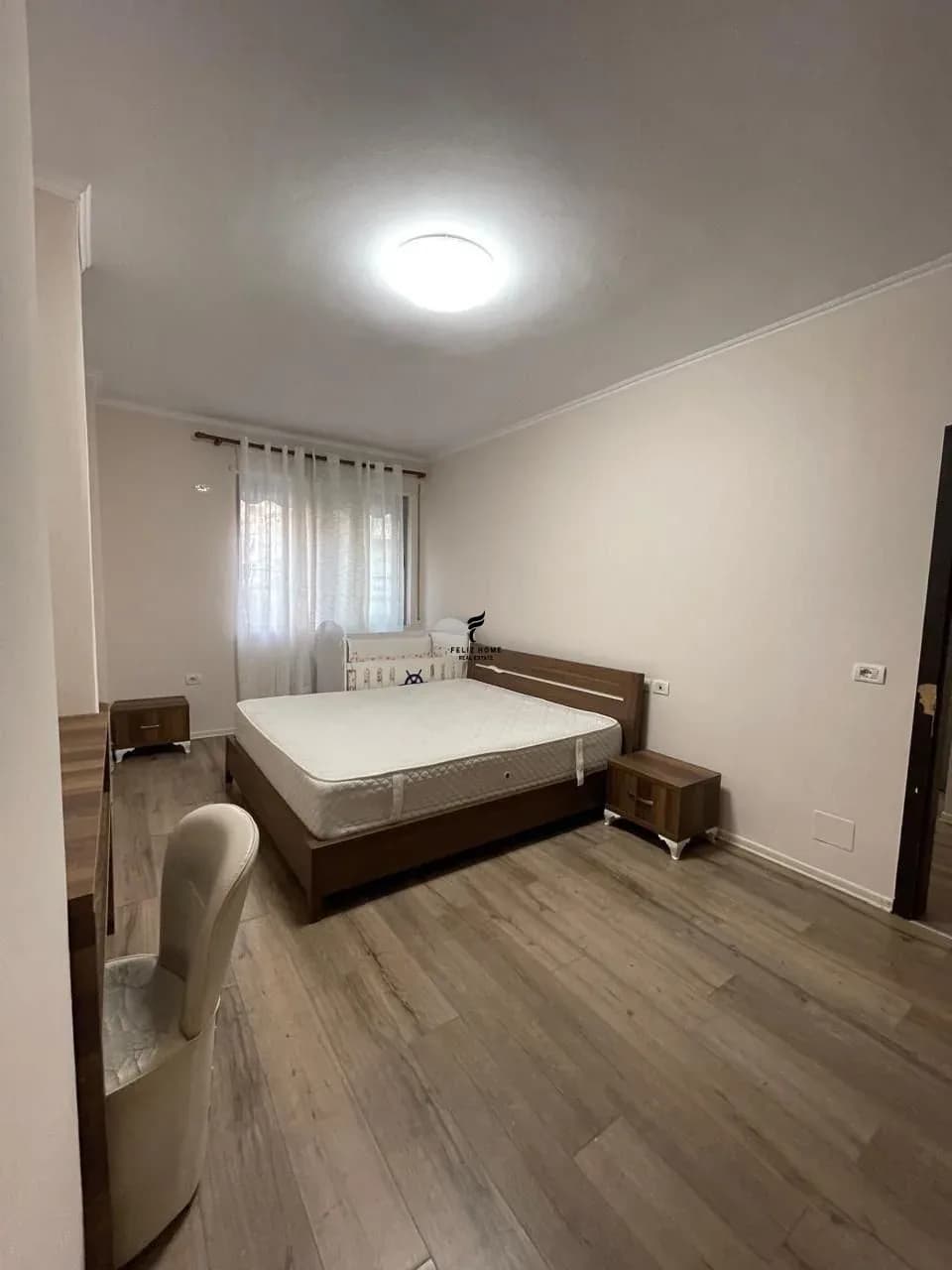 APARTAMENT ME QERA 2+1 FRESK 45.000 LEKE 4
