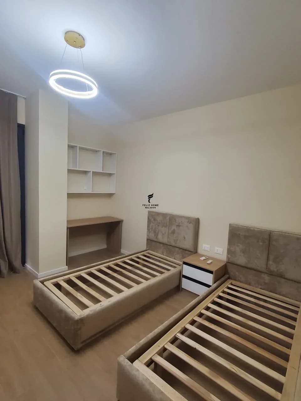 APARTAMENT ME QERA 2+1 LIQEN I THATE 1300 EURO 3