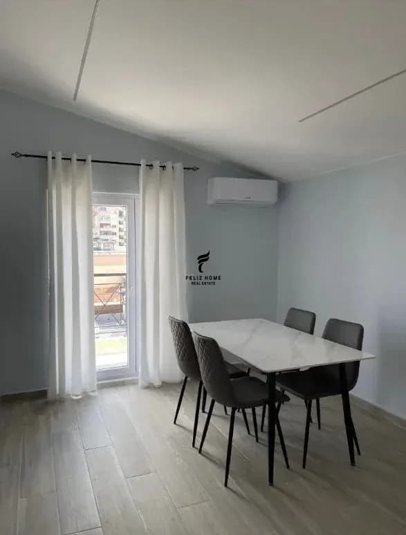 APARTAMENT ME QERA 1+1 RRUGA E KAVAJES 50.000 LEKE 2