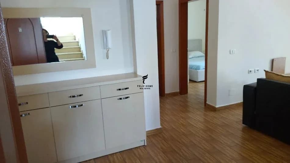 APARTAMENT ME QERA 1+1 KOMUNA E PARISIT 60.000 LEKE 2