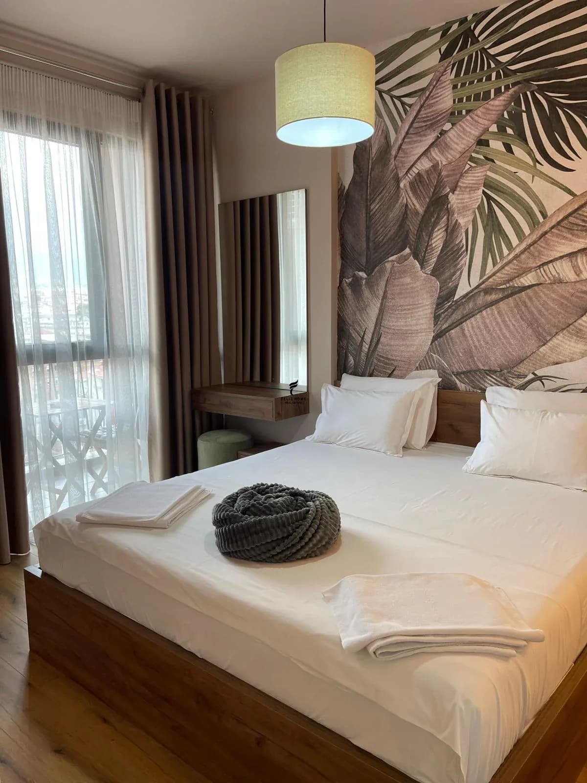 APARTAMENT ME QERA 1+1 RRUGA KONGRESI I MANASTIRIT 60.000 LEKE 2