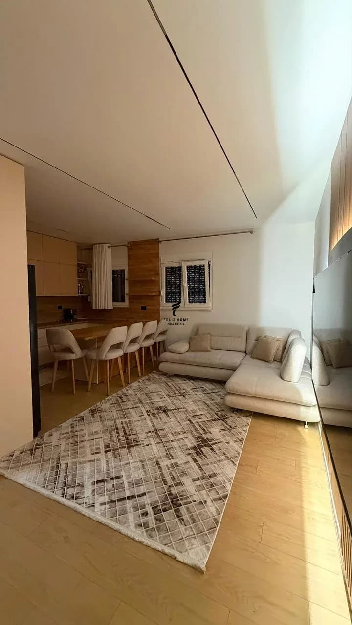 APARTAMENT ME QERA 1+1 RRUGA E DIBRES 65.000 LEKE 4