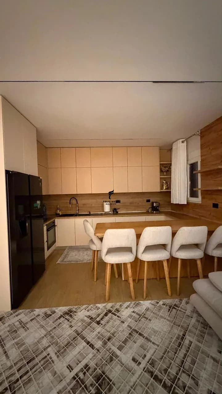 APARTAMENT ME QERA 1+1 RRUGA E DIBRES 65.000 LEKE 3