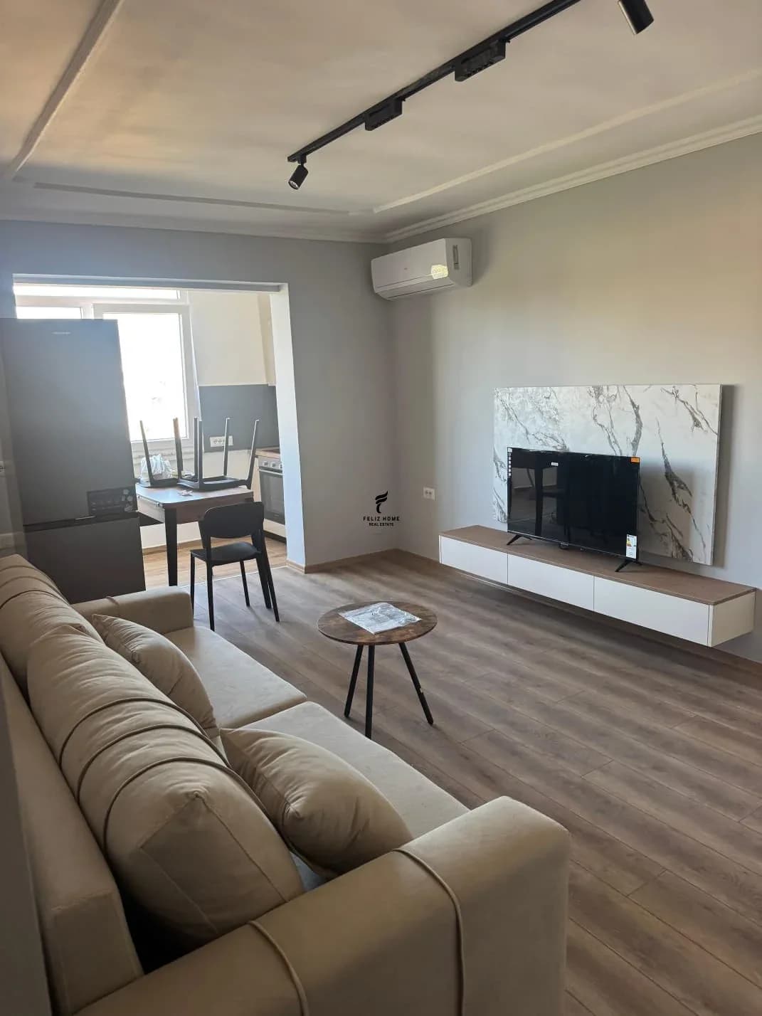 APARTAMENT ME QERA 1+1 VASIL SHANTO 65.000 LEKE