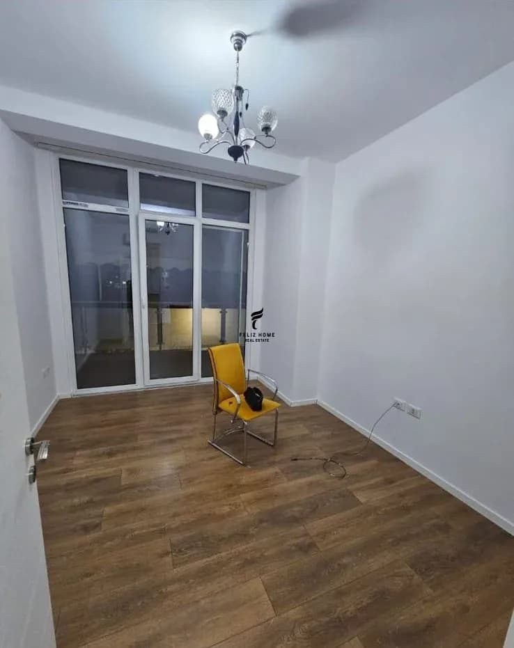 ZYRE ME QERA 140 M2 KOMUNA E PARISIT 130.000 LEKE 3