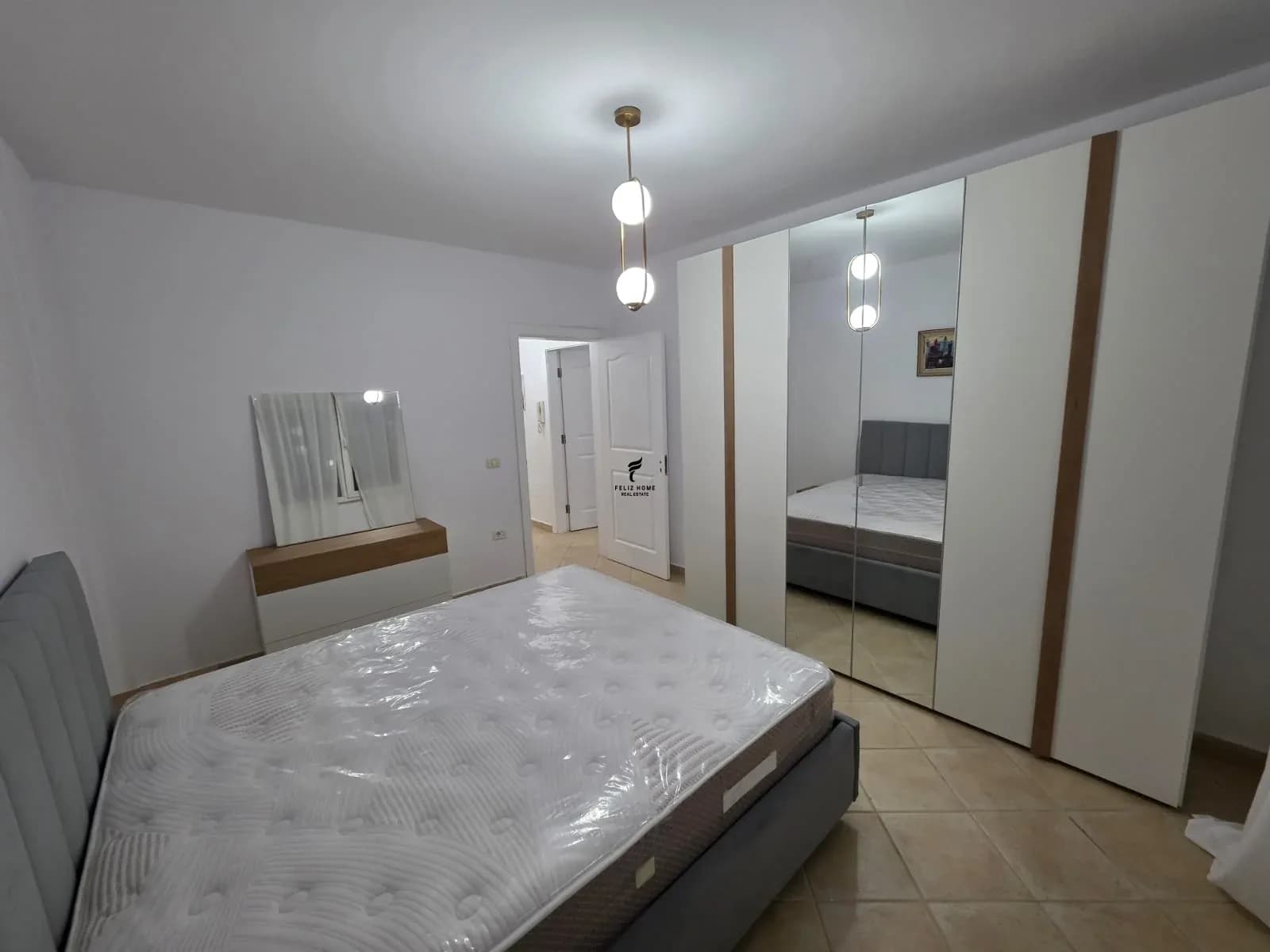 APARTAMENT ME QERA 1+1 ISH EKSPOZITA 65.000 LEKE 3