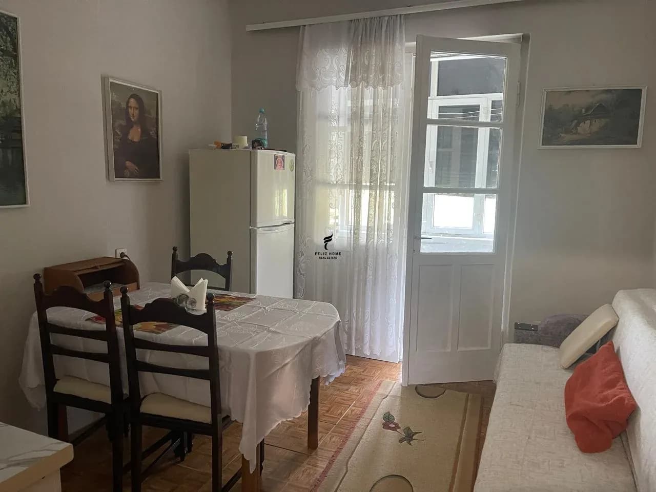 APARTAMENT ME QERA 2+1 ISH RESTORANT DURRSI 50.000 LEKE 2