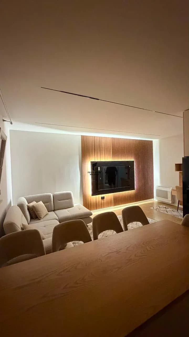 APARTAMENT ME QERA 1+1 RRUGA E DIBRES 65.000 LEKE 2