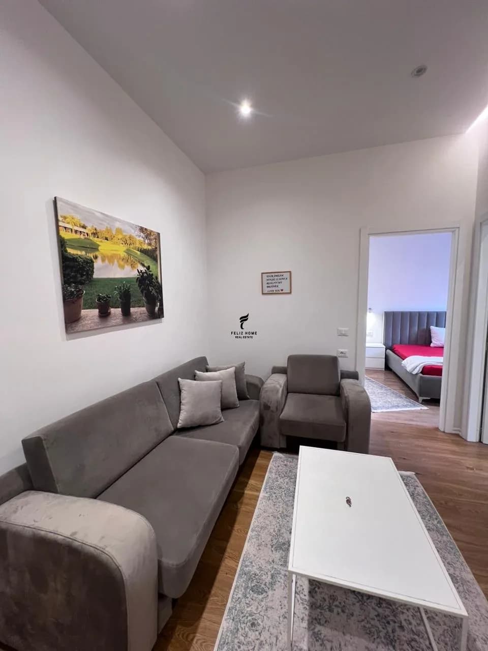 APARTAMENT ME QERA 2+1 RRUGA DURRESIT 75.000 LEKE 2