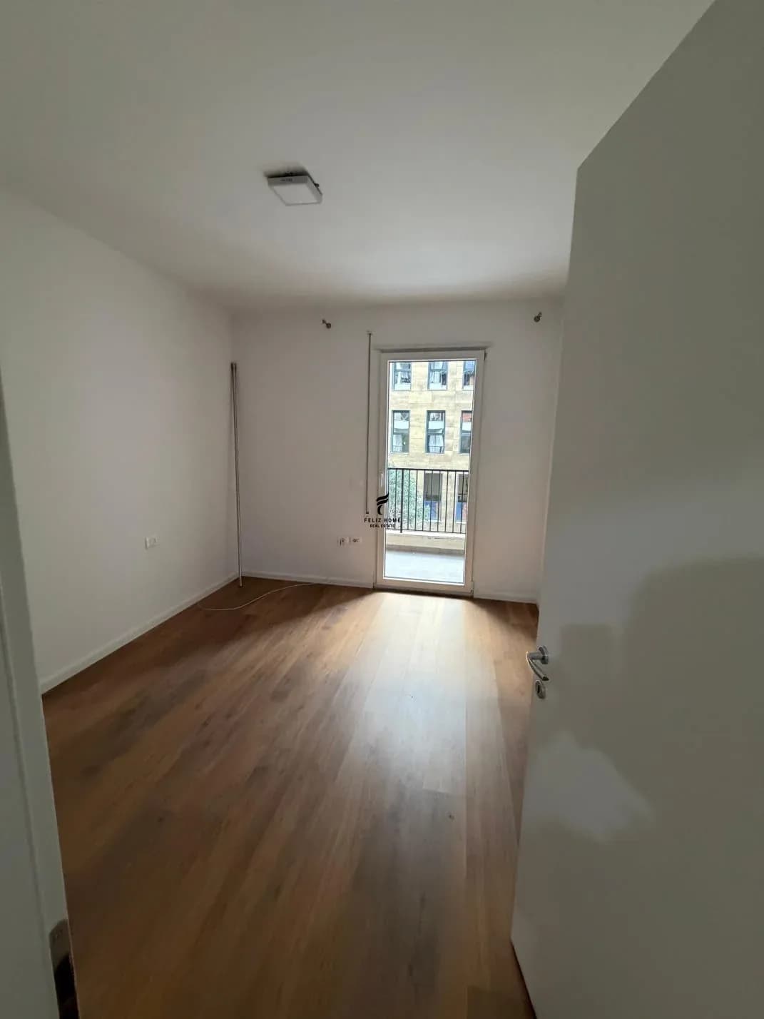 APARTAMENT ME QERA 2+1 DON BOSKO 50.000 LEKE 2