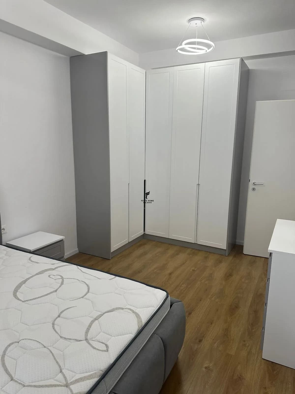 APARTAMENT ME QERA 1+1 ALI DEM 40.000 LEKE 4