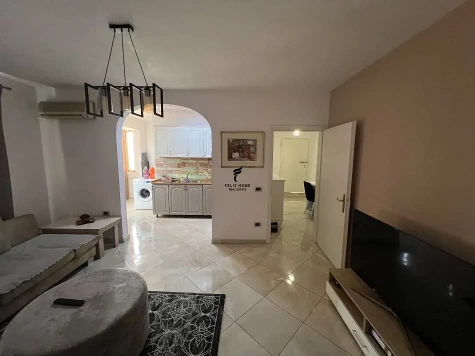 SHITET APARTAMENT 1+1 LAPRAKE 9.800.000 LEKE 2