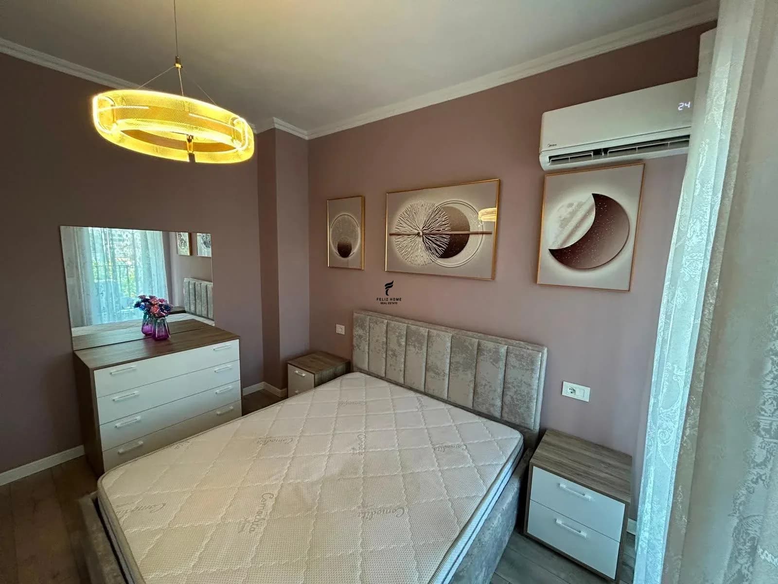 APARTAMENT ME QERA 2+1 STACIONI I TRENIT 75.000 LEKE 2