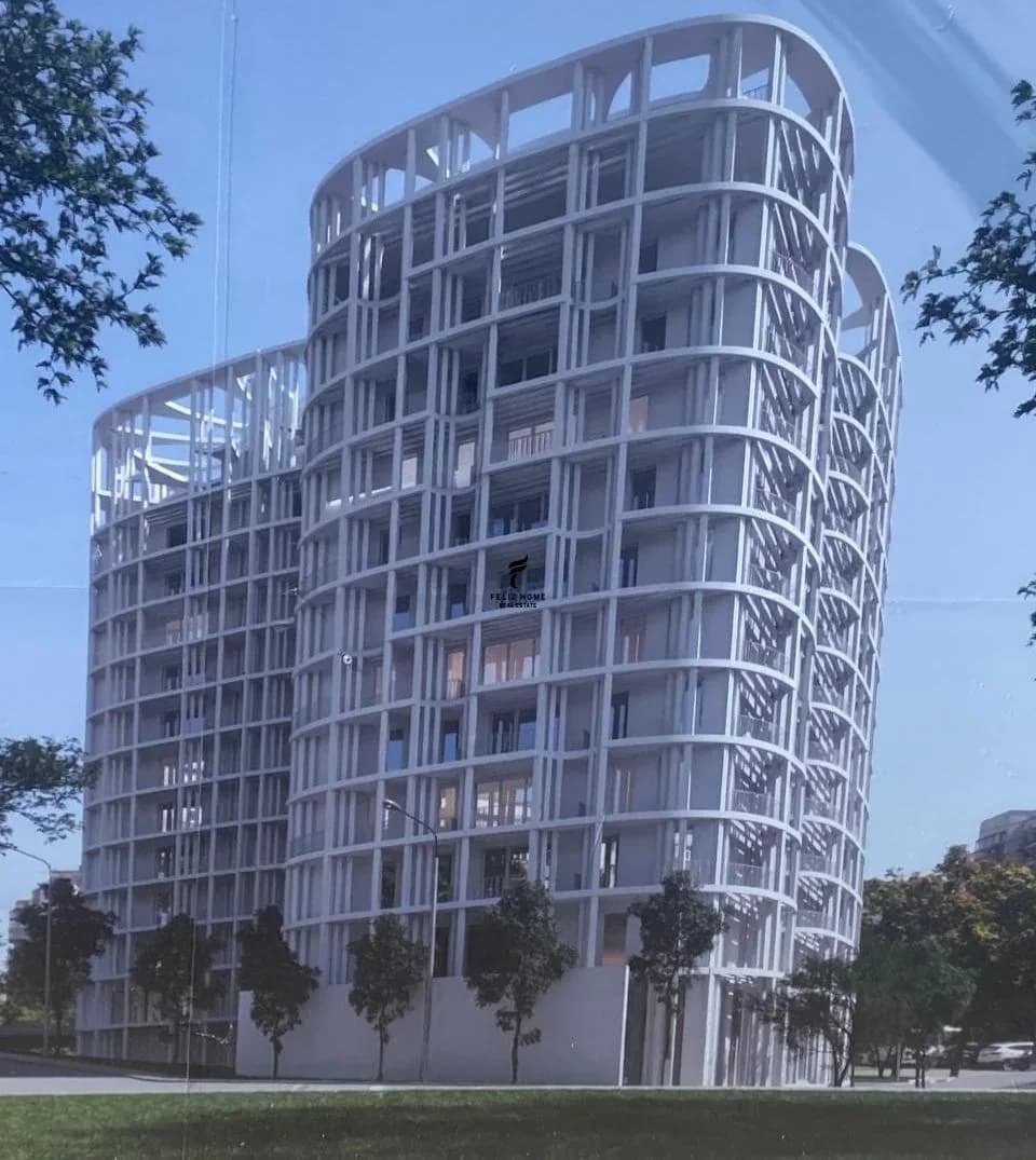 SHITET APARTAMENT 2+1 KOPSHTI BOTANIK 320.000 EURO 1