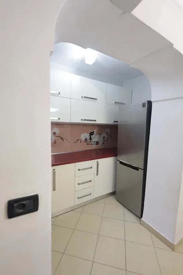 APARTAMENT ME QERA 2+1 BRRYL 55.000 LEKE 3
