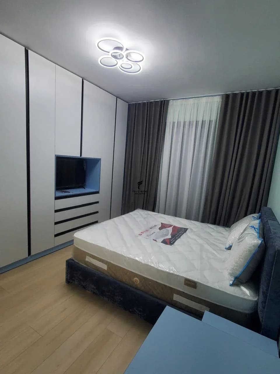 APARTAMENT ME QERA 2+1 LIQENI I THATE 1.200 EURO 4