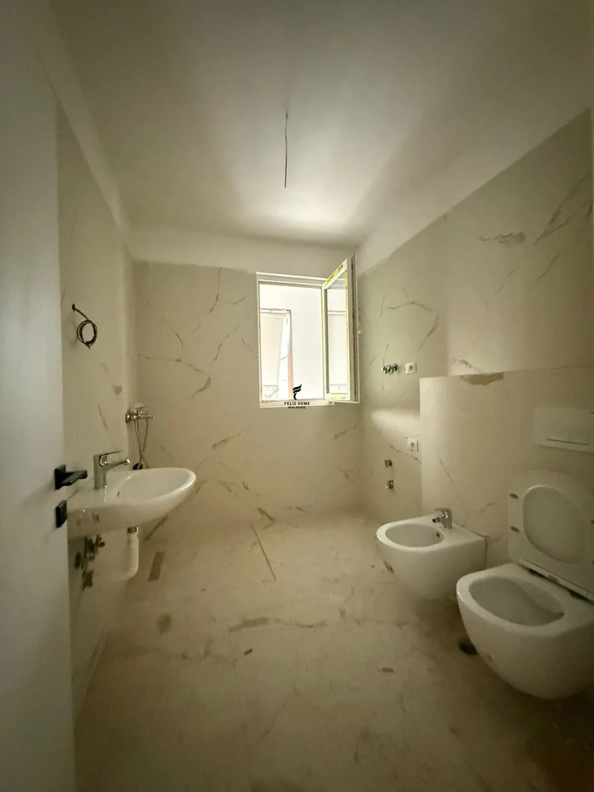 SHITET APARTAMENT 1+1 5 MAJI 120.000 EURO 4