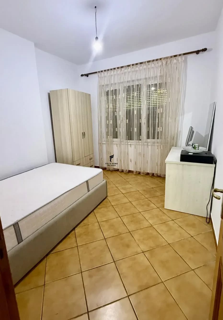 APARTAMENT ME QERA 2+1 BRRYL 50.000 LEKE 3