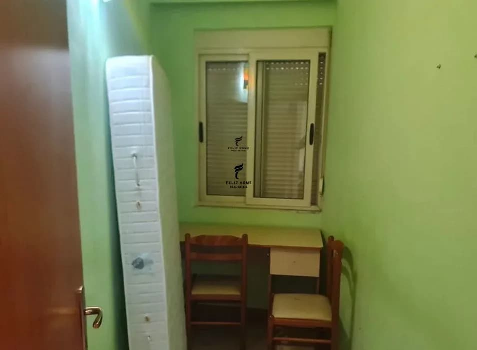 APARTAMENT ME QERA 1+1 RRUGA E DURRESIT 65.000 LEKE 3