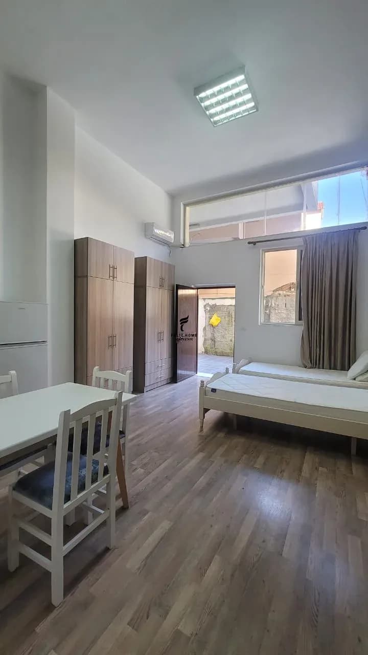 GARSONIERE ME QERA 40M2 BRRYL 40.000 LEKE 3