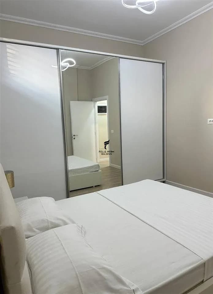 APARTAMENT ME QERA 1+1 OXHAKU 50.000 LEKE 4