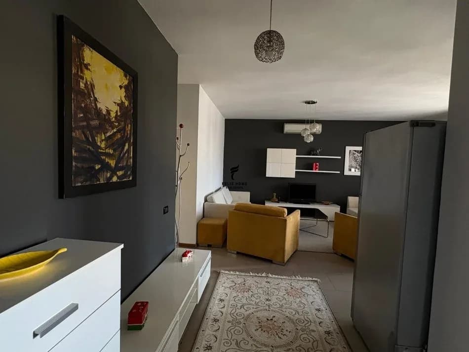 APARTAMENT ME QERA 2+1 RRUGA E ELBASANIT 65.000 LEKE 2