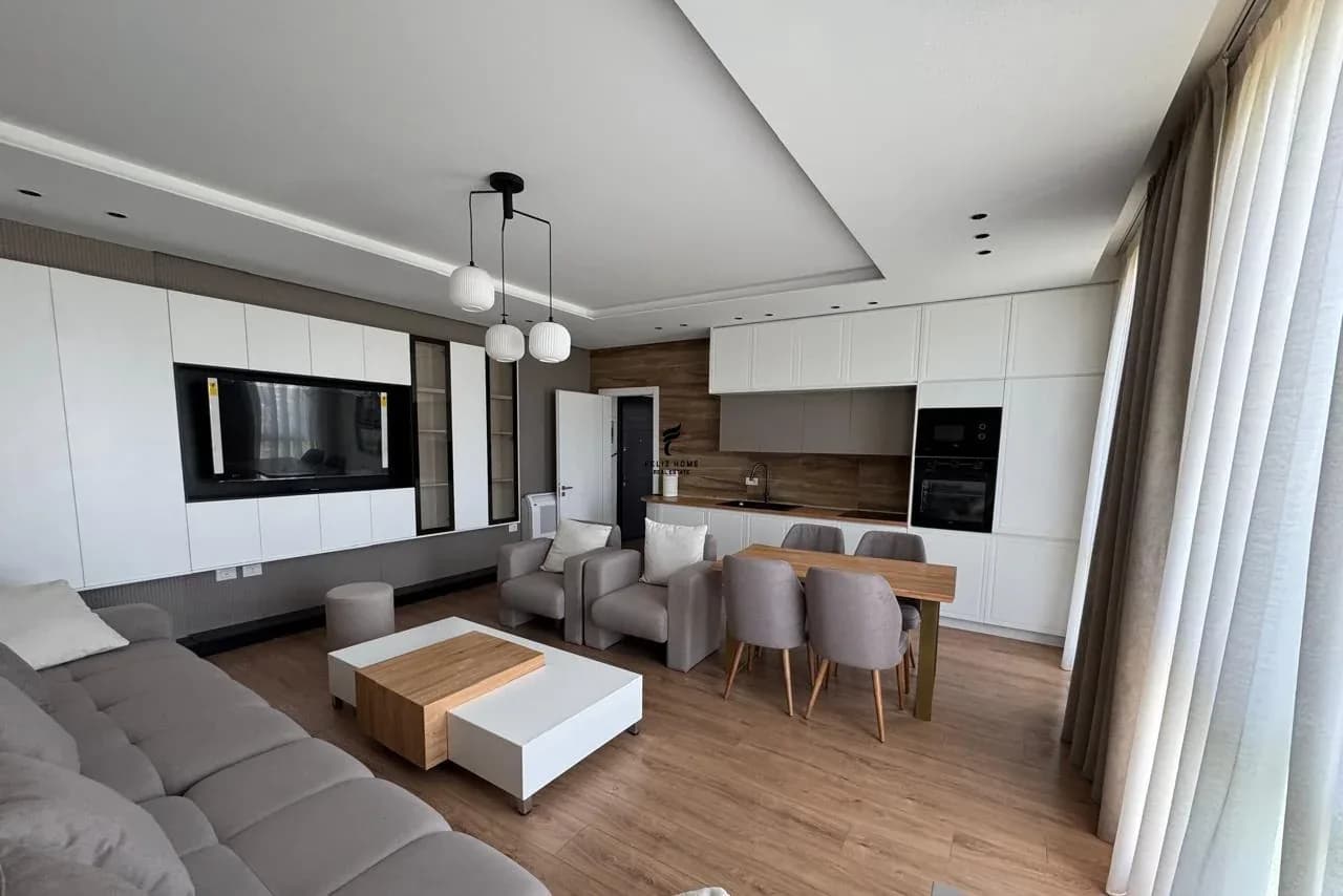 APARTAMENT ME QERA 1+1 BULEVARDI RI 70.000 LEKE 2