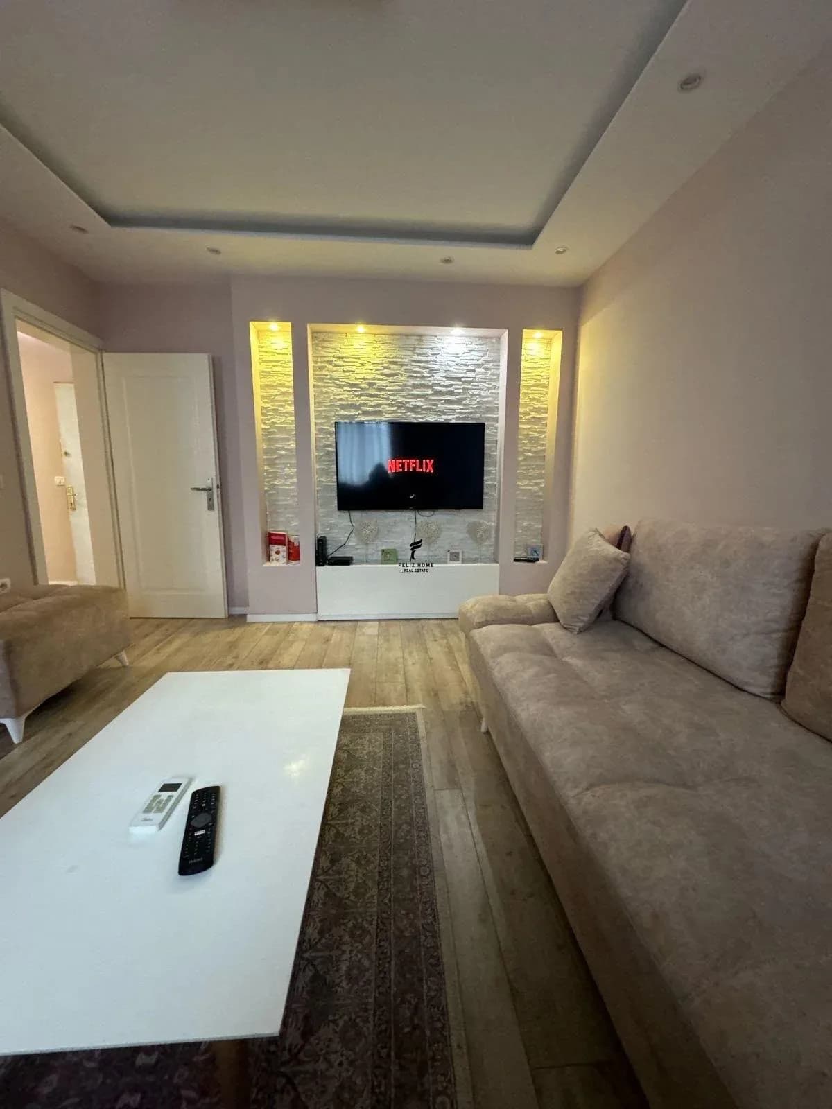 APARTAMENT ME QERA 1+1 21 DHJETORI 60.000 LEKE 3