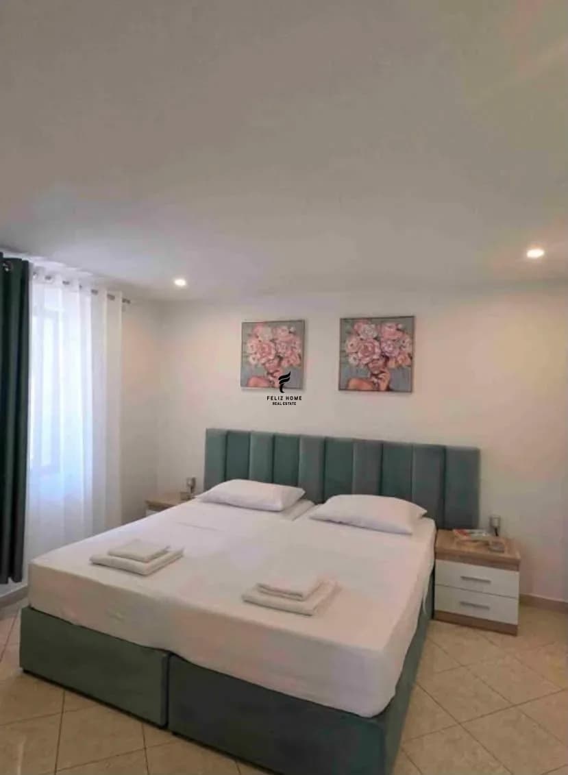 APARTAMENT ME QERA 1+1 QYTET STUDENTI 45.000 LEKE