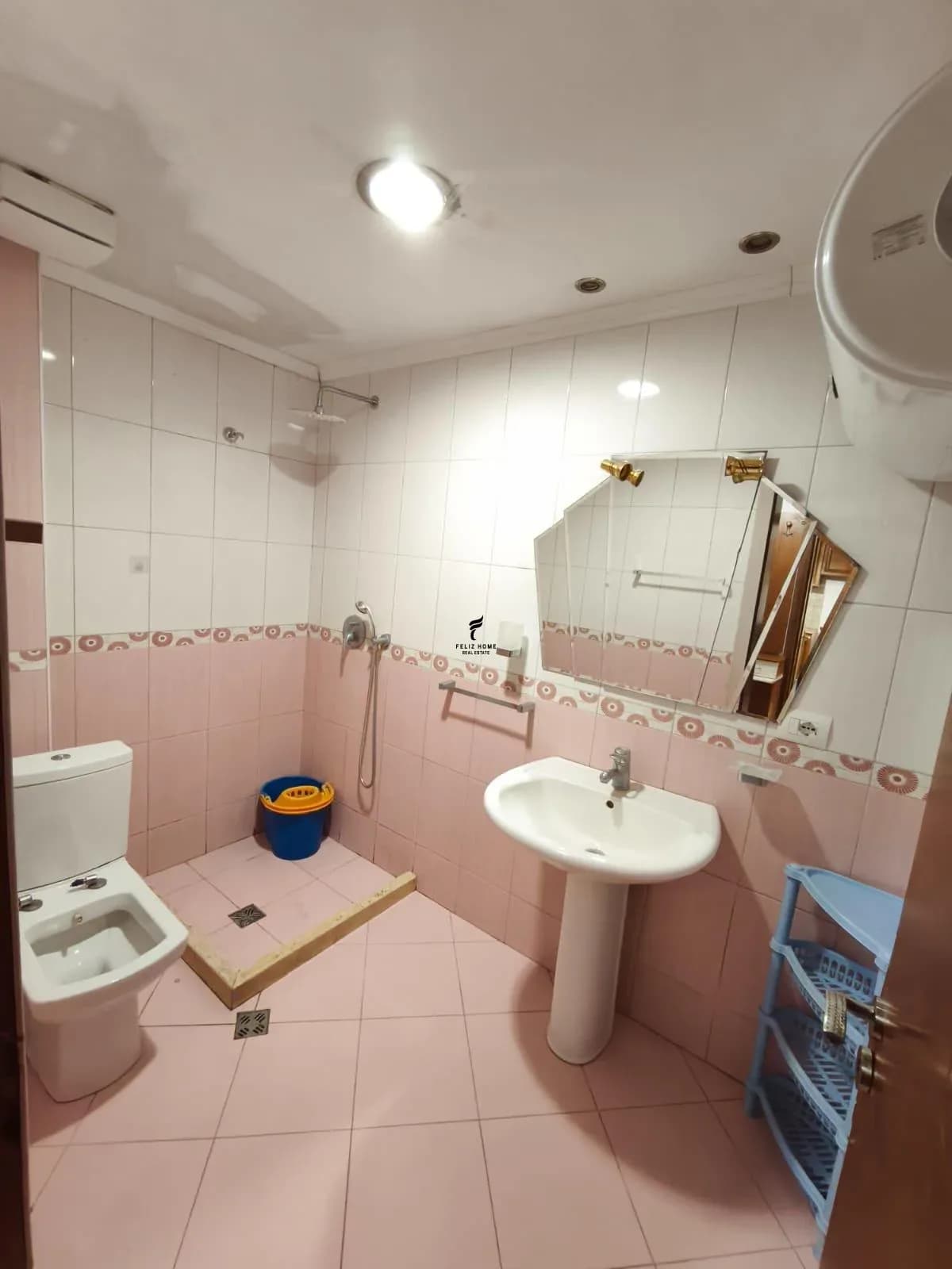 APARTAMENT ME QERA 1+1 KOMUNA E PARISIT 55.000 LEKE 3
