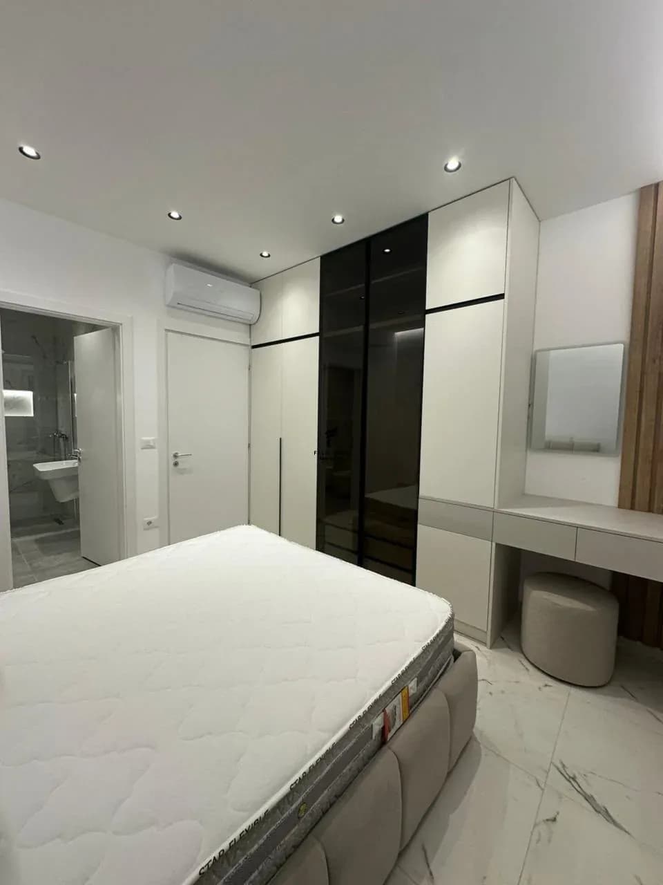 APARTAMENT ME QERA 2+1+2 LAPRAKE 75.000 LEKE 4