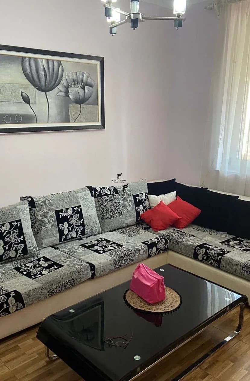 APARTAMENT ME QERA 1+1 BLLOK 60.000 LEKE 2