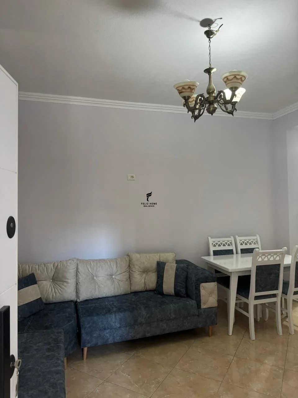 APARTAMENT ME QERA 1+1 PORCELAN 40.000 LEKE