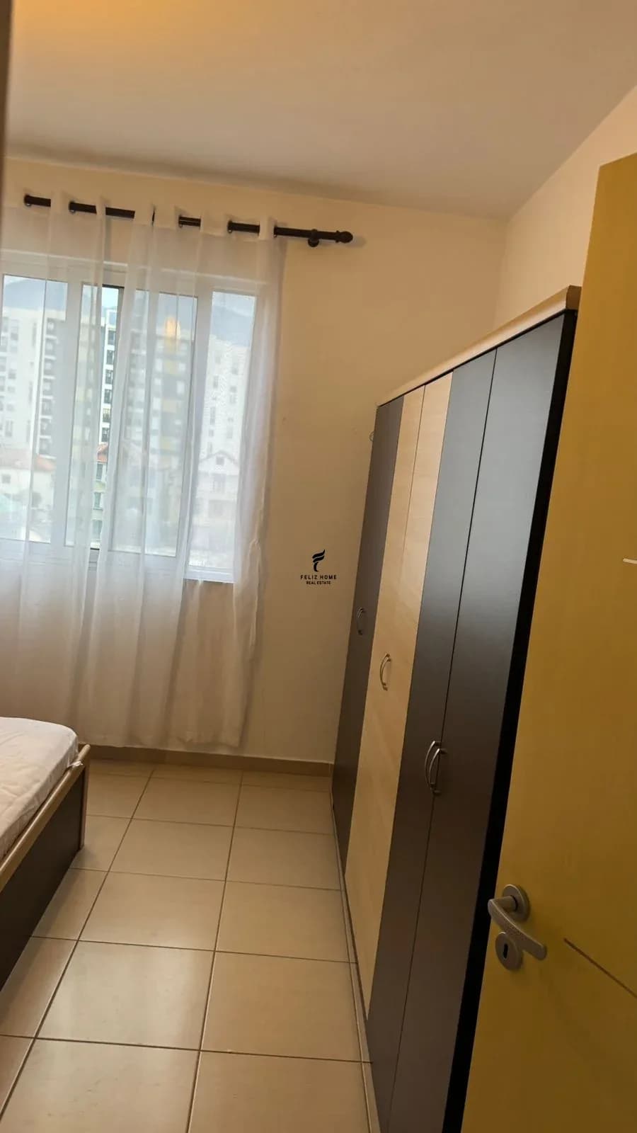 APARTAMENT ME QERA 1+1 RRUGA 5 MAJI 450 EURO 4
