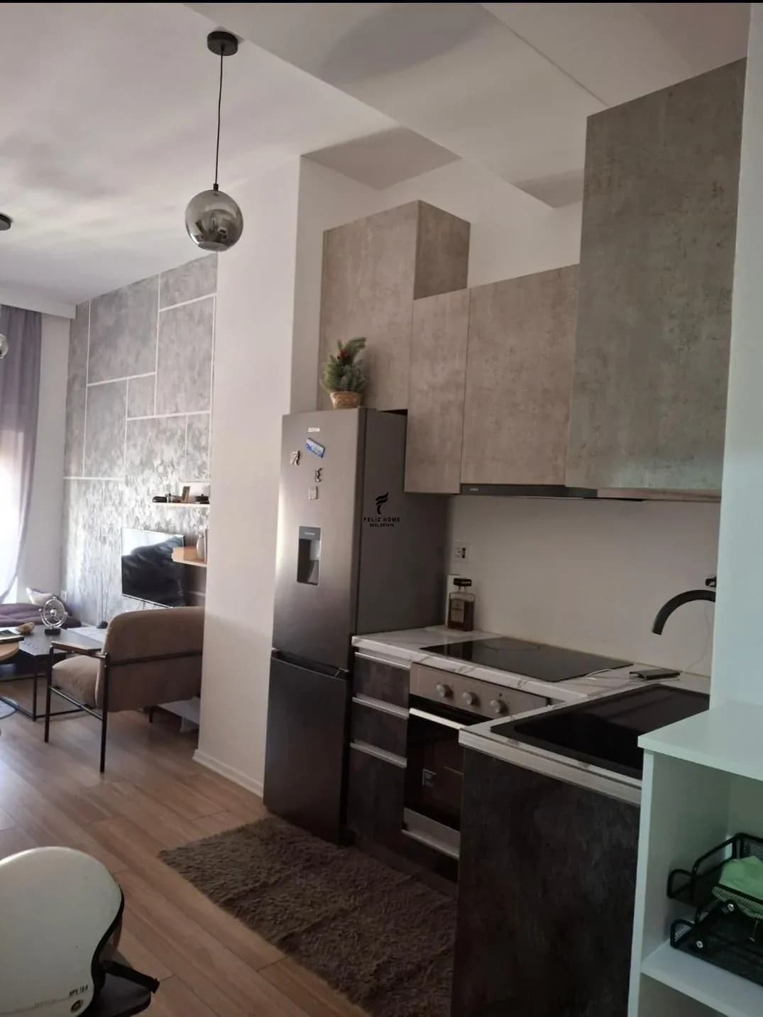 APARTAMENT ME QERA 1+1 ALI DEMI 50.000 LEKE 4