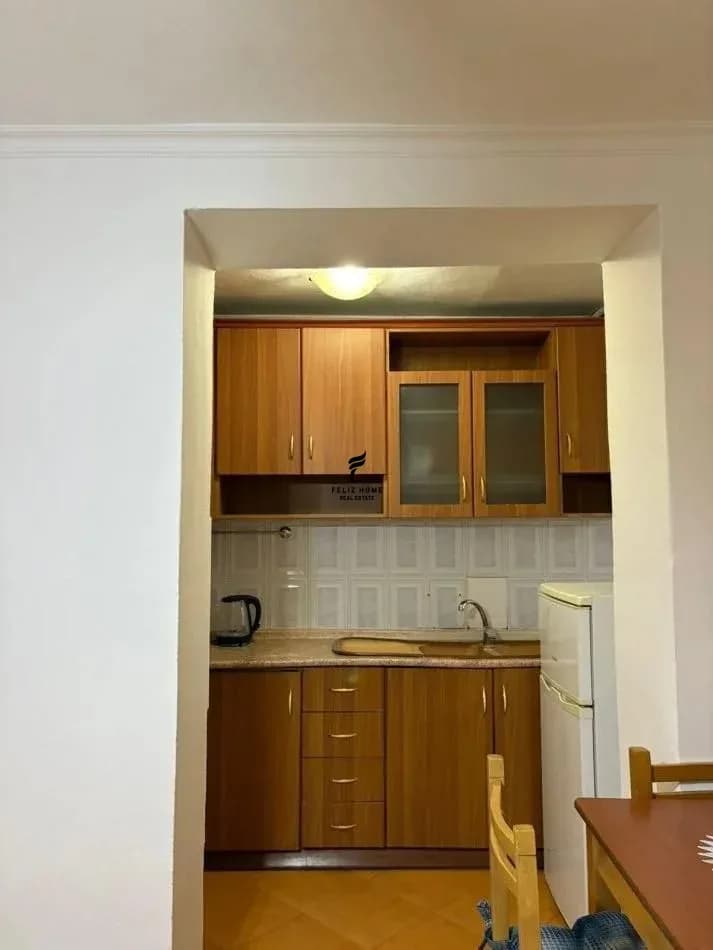 SHITET APARTAMENT 1+1 RRUGA E DIBRES 8.800.000 LEKE 3