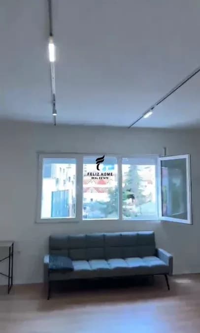 ZYRE ME QERA 135 M2 PAZARI I RI 150.000 LEKE 3