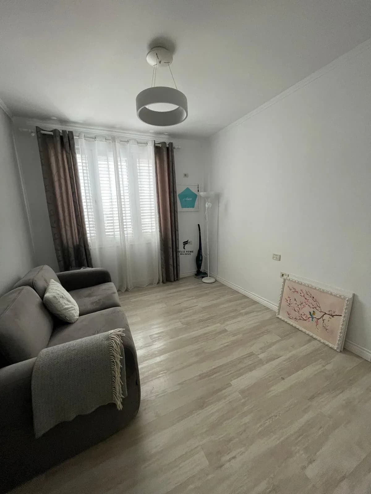 APARTAMENT ME QERA 2+1 RRUGA E KAVAJES 80.000 LEKE 3