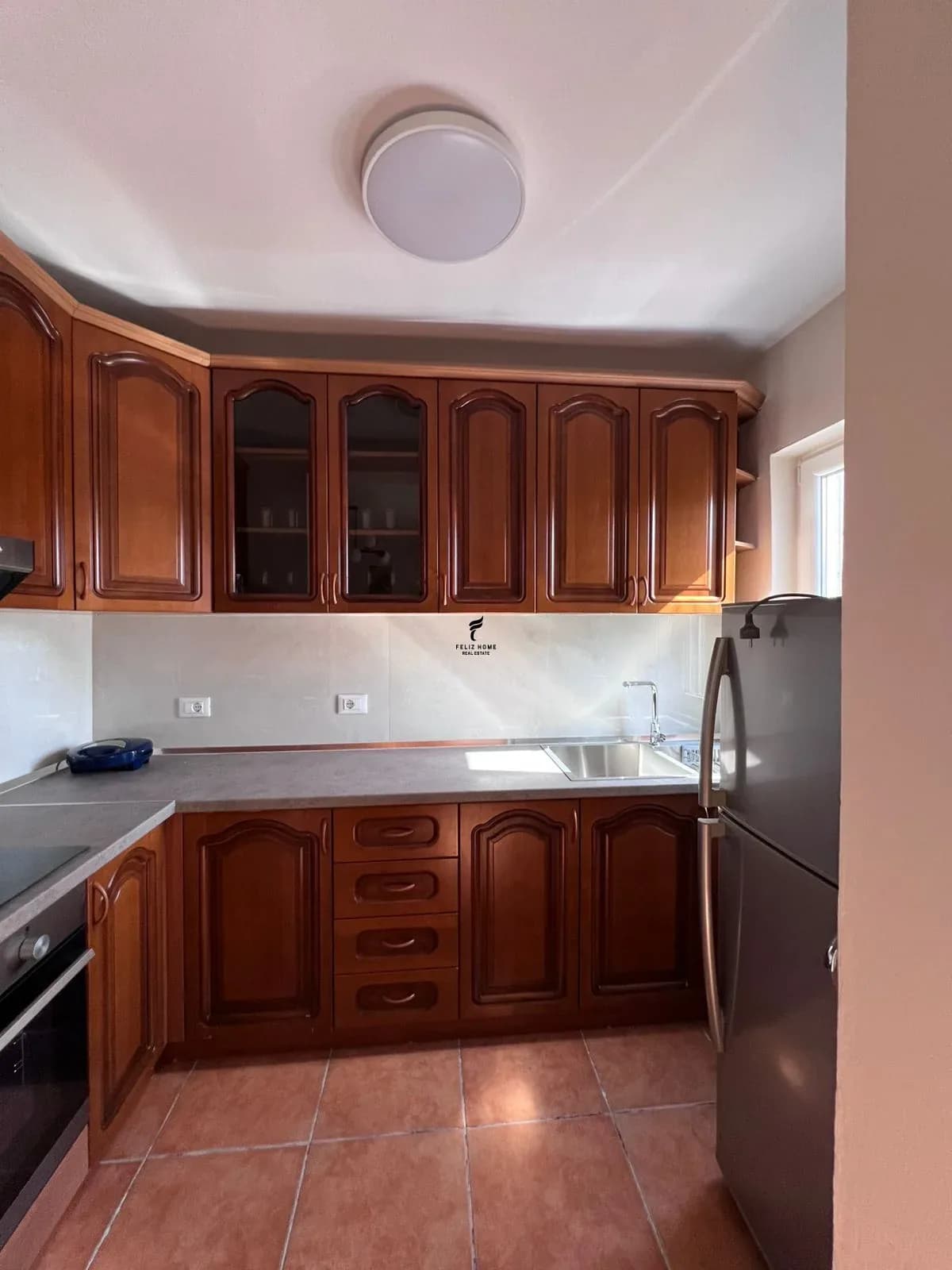 APARTAMENT ME QERA 2+1 RRUGA E ELBASANIT 65.000 LEKE 4