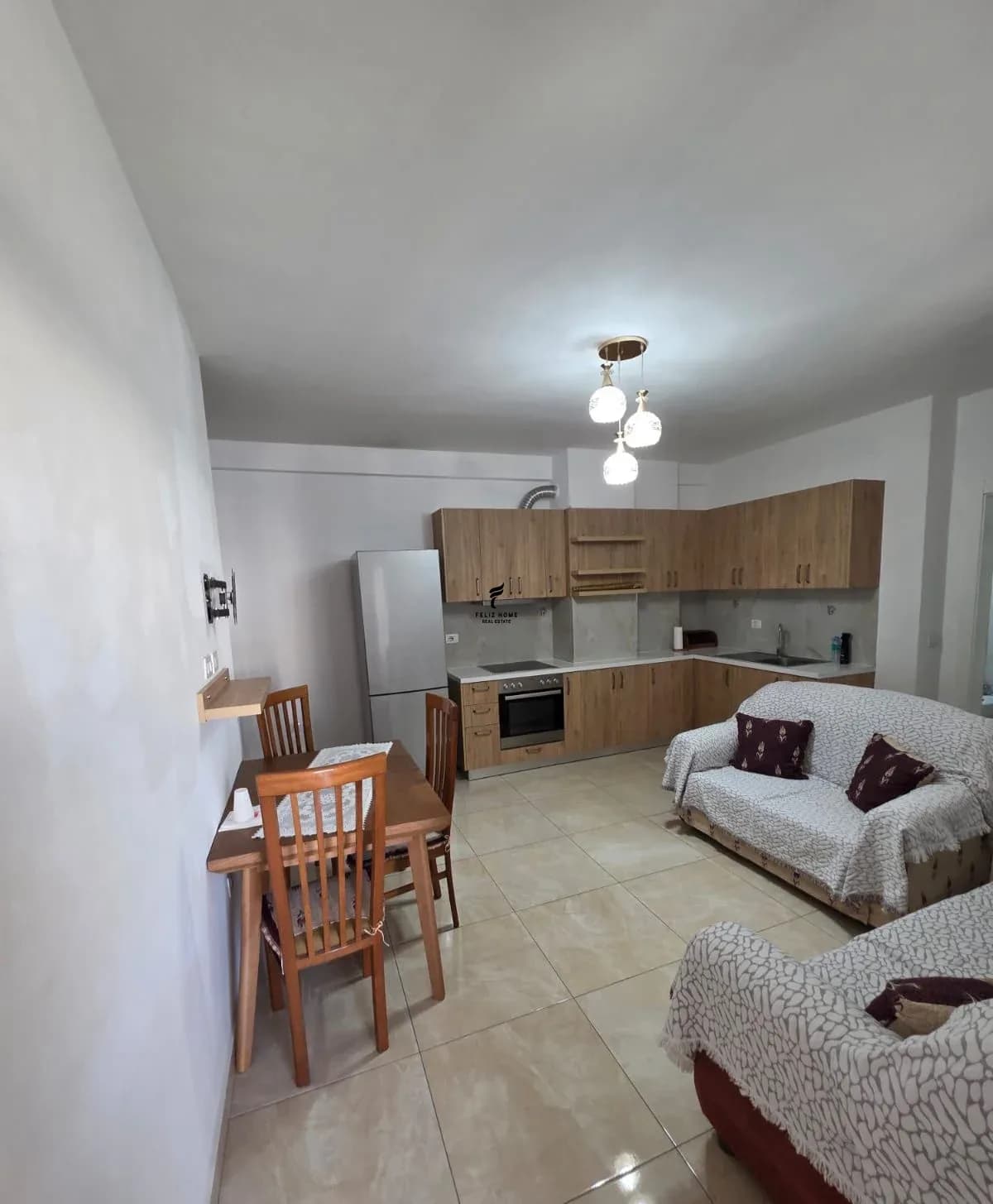 APARTAMENT ME QERA 2+1 ASTIR 45.000 LEKE 2